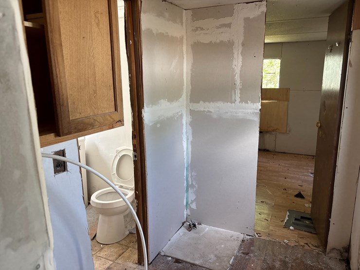 #205-•-casa-loma-mobile-home-image-23