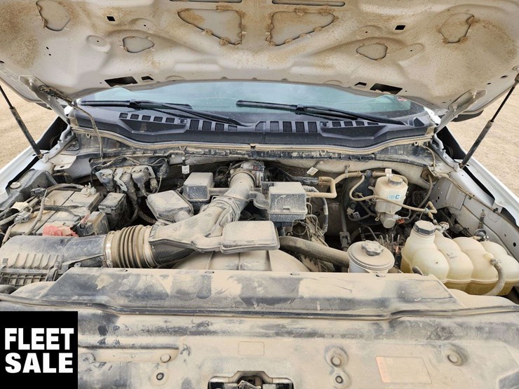 2021-ford-f350-image-30