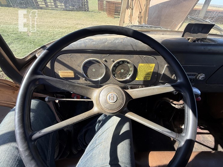 1966-international-s1600-image-18