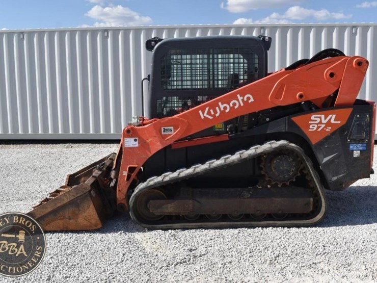 2021-kubota-svl97-2-image-2