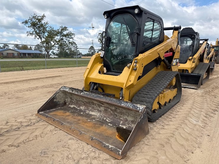 2016-caterpillar-259d-image-2