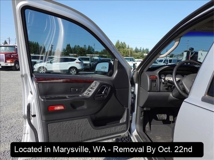 2002-jeep-grand-cherokee-limited-image-5