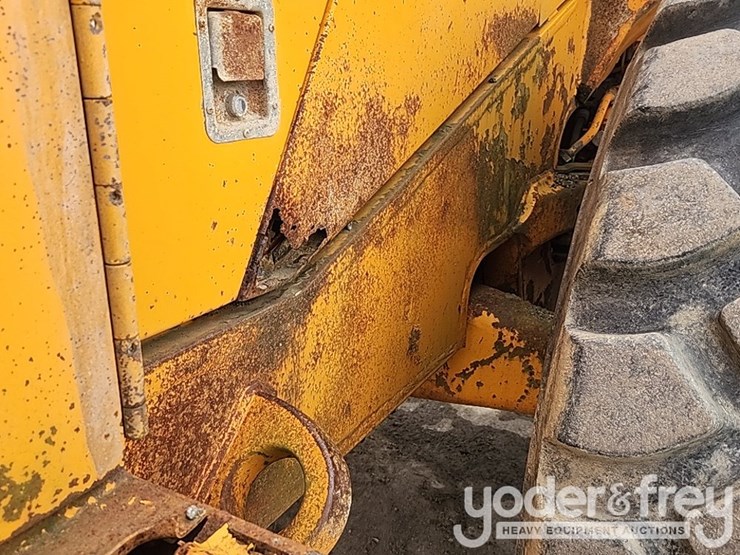 caterpillar-966d-image-21