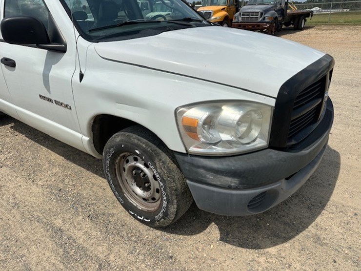 dodge-ram-1500-image-14