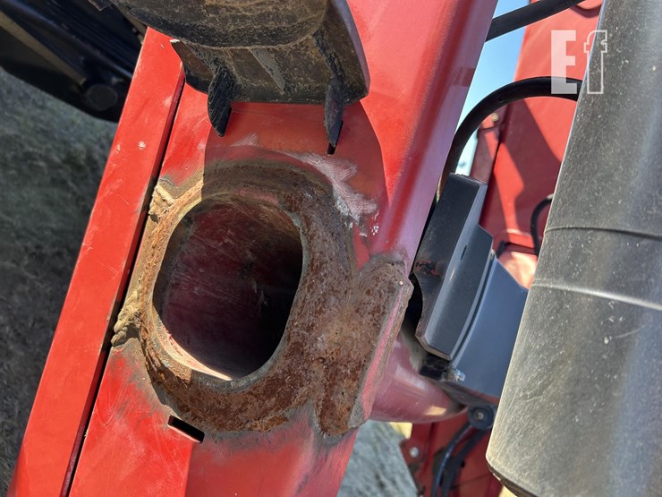 2016-case-ih-maxxum-140-image-29