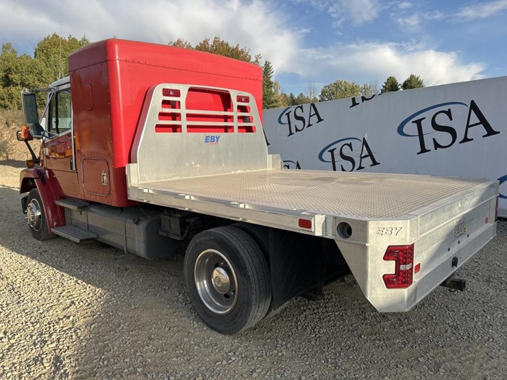 1997-freightliner-fl60-image-3