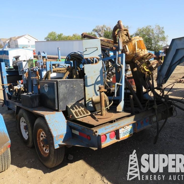 2006 JOHN DEERE B