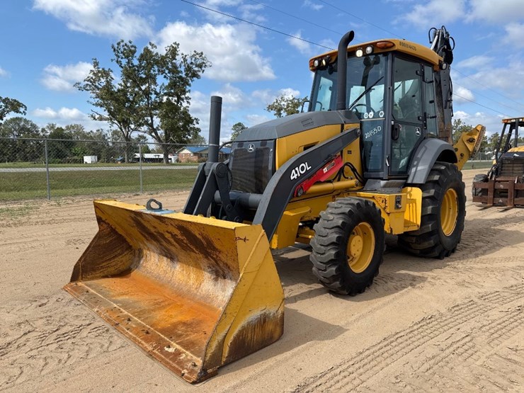 2018-deere-410l-image-2