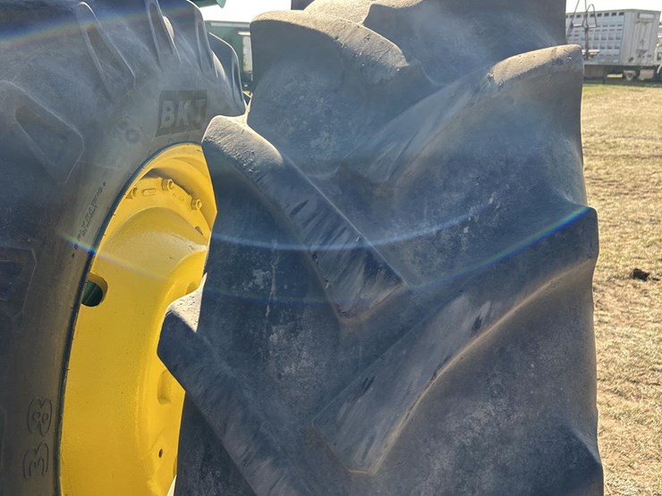 john-deere-8450-image-28