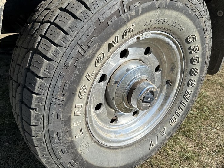 1996-ford-f250-xlt-image-3