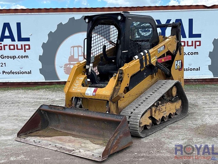 2023-caterpillar-259d3-image-1