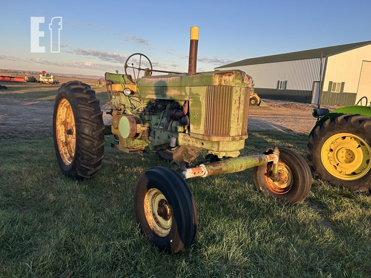 john-deere-70-image-9