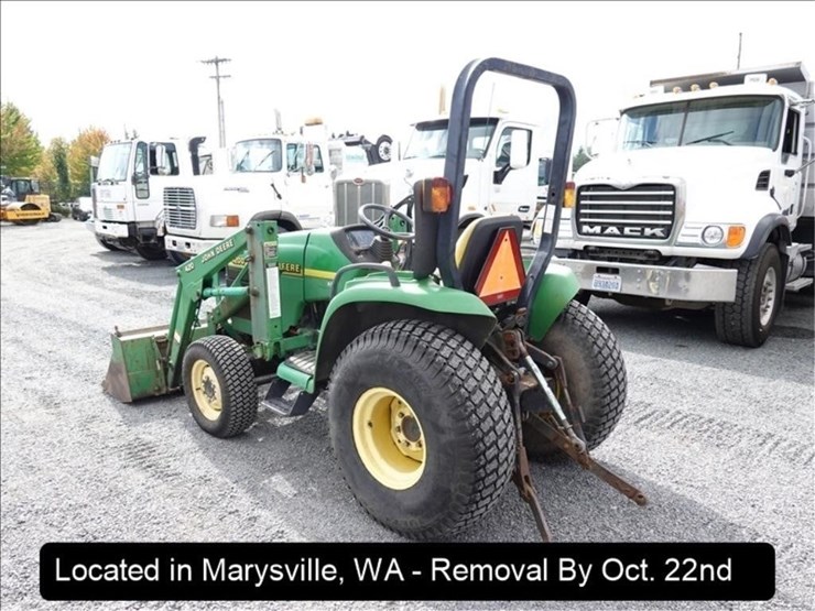 2000-john-deere-4200-image-2