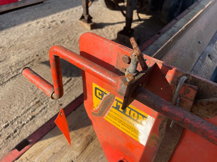 #1894-•-htc-hydraulic-truck-side-conveyor-image-10
