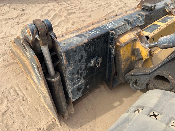 deere-325g-image-19