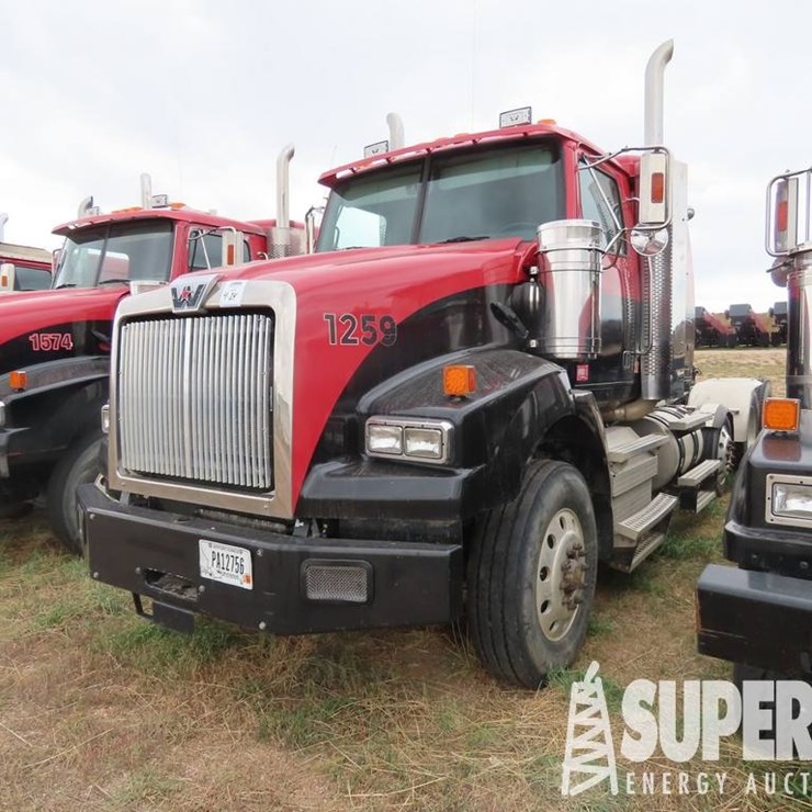 2013 WESTERN STAR 4900