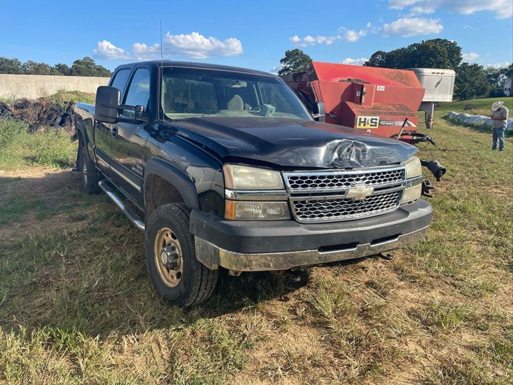 2006-chevrolet-2500-image-3