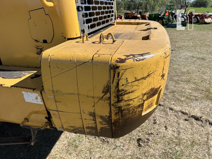 2003-deere-824j-image-31
