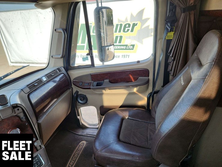 2003-freightliner-coronado-132-image-20