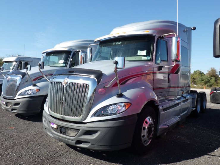 2015-international-prostar-image-1