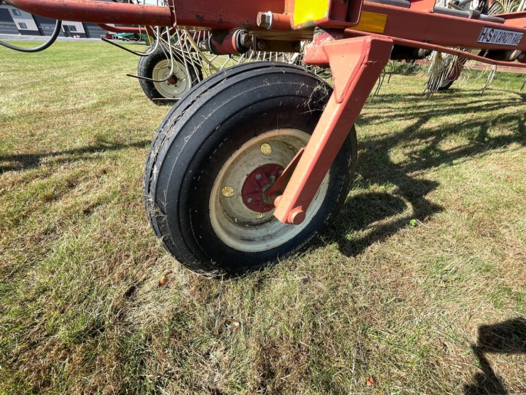 #1670-•-h&s-hi-capacity-wheel-rake-image-33