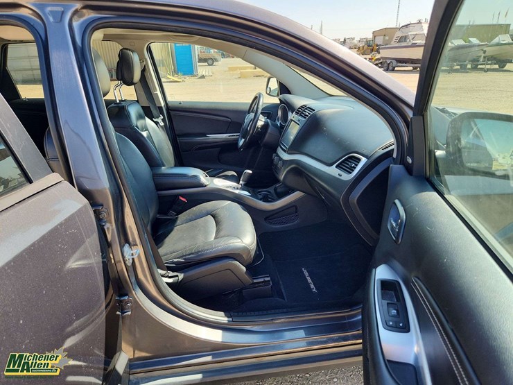 2014-dodge-journey-image-16