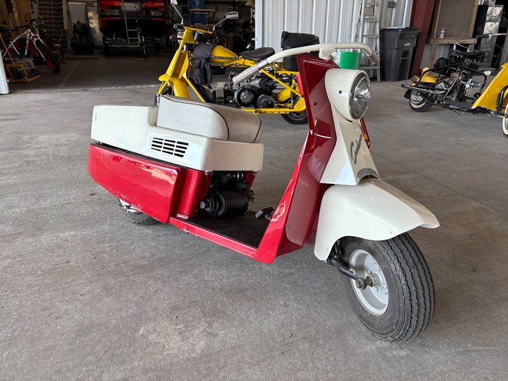 #224-•-1960-cushman-road-king-|-no-title-image-1