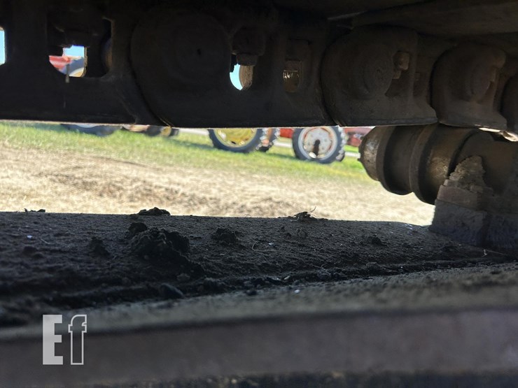 deere-200-lc-image-57