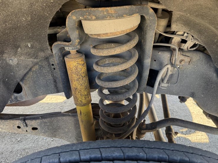 2011-ford-f450-xl-image-41