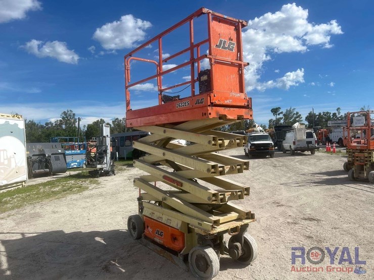 2018-jlg-2632es-image-2