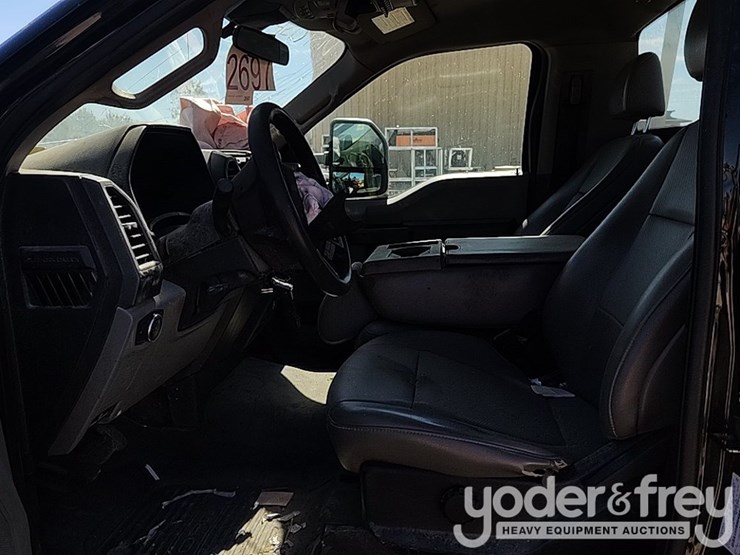 2020-ford-f250-xl-image-24