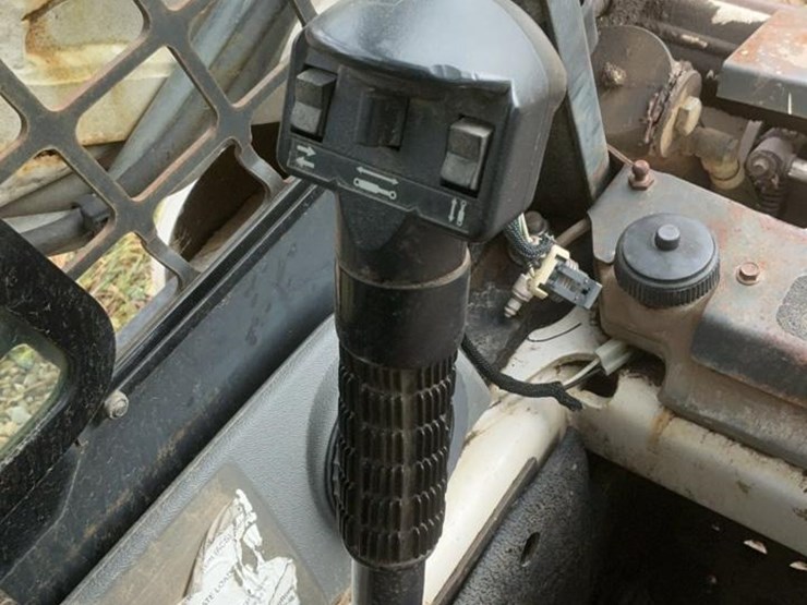2008-bobcat-t190-image-37