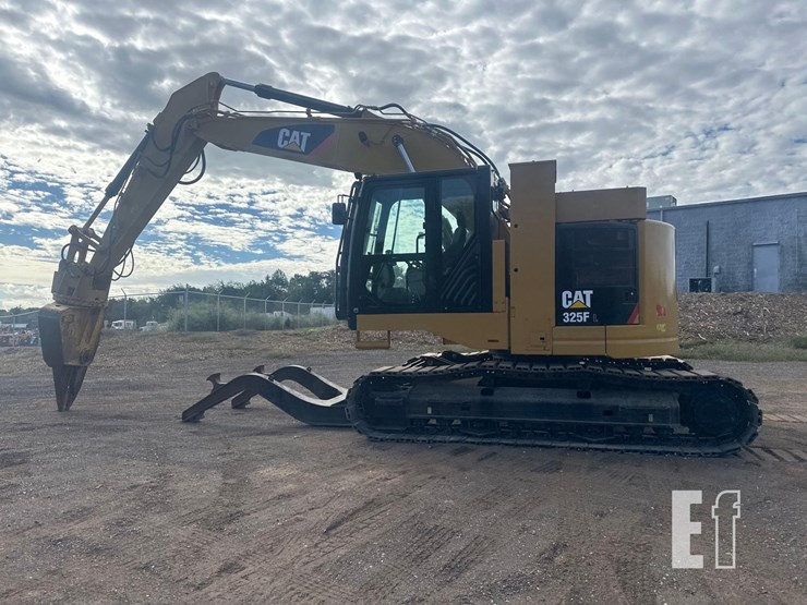 2018-caterpillar-325flcr-image-11