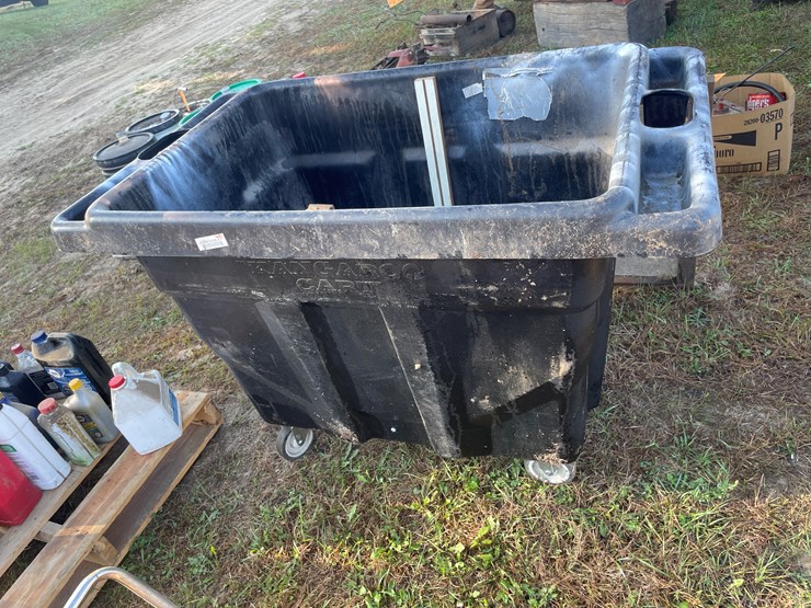 #5090-•-rolling-dumpster-and-screen-image-5