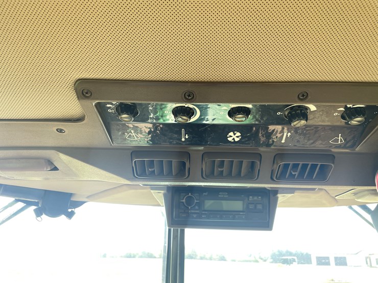 john-deere-4555-image-22