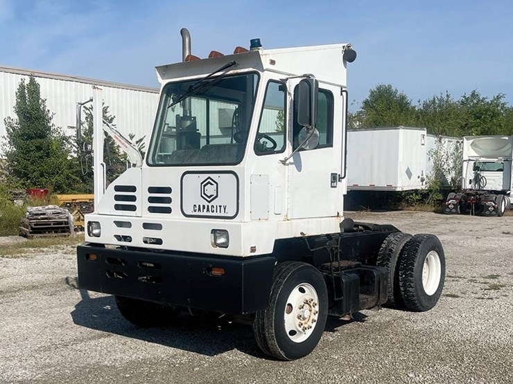 2005-capacity-tj5000-image-1