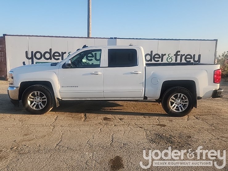 2017-chevrolet-1500-image-2