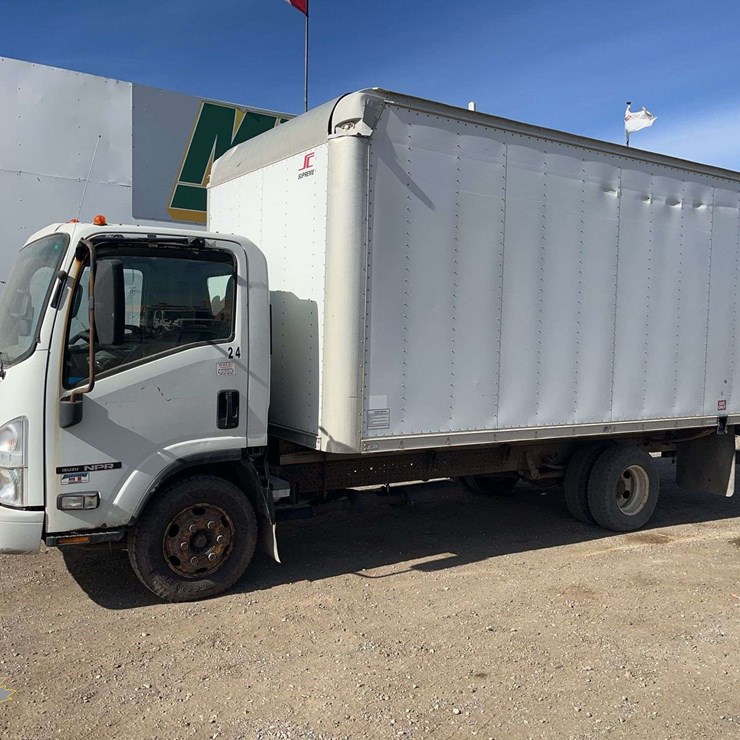 2009 ISUZU NPR
