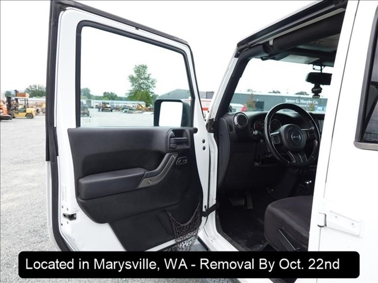 2013-jeep-wrangler-sport-image-7