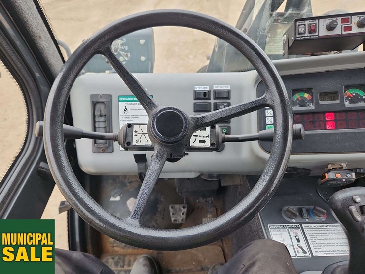 2014-bobcat-toolcat-5600-image-19