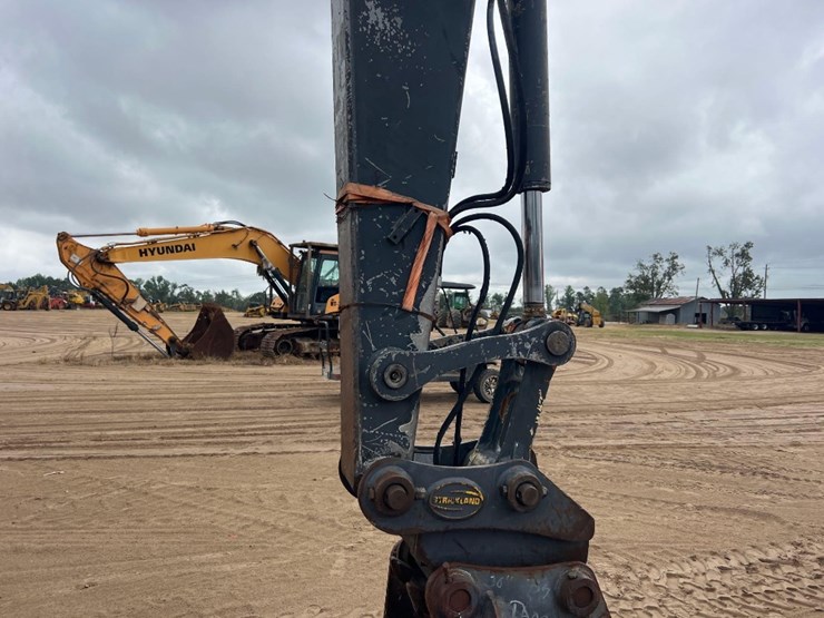 deere-75g-image-10