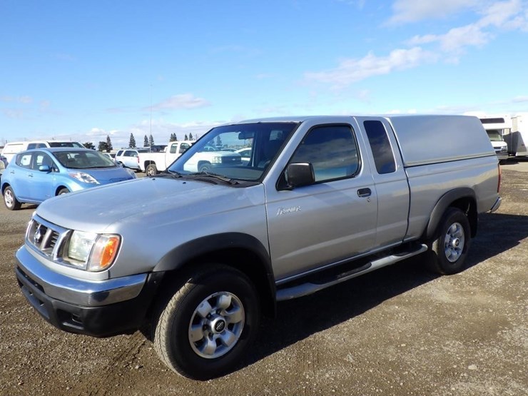 2000-nissan-frontier-image-1