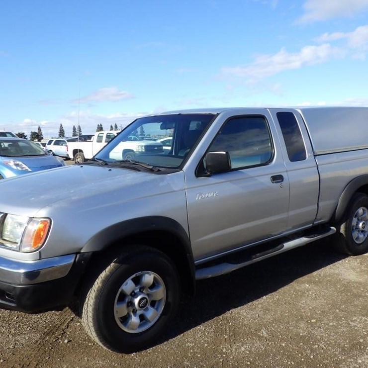 2000 NISSAN FRONTIER