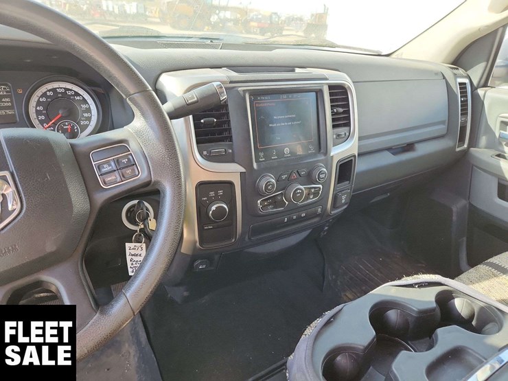 2013-ram-2500-slt-image-25