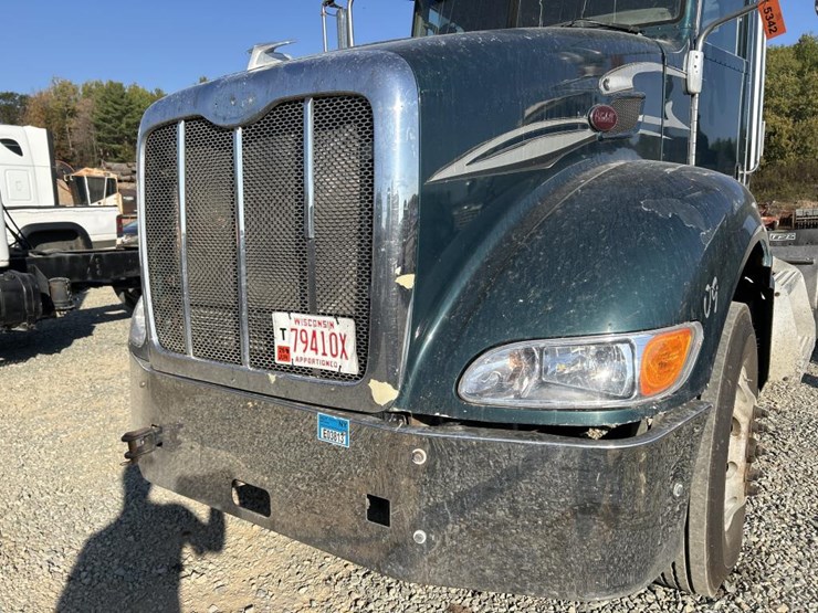 2009-peterbilt-386-image-12