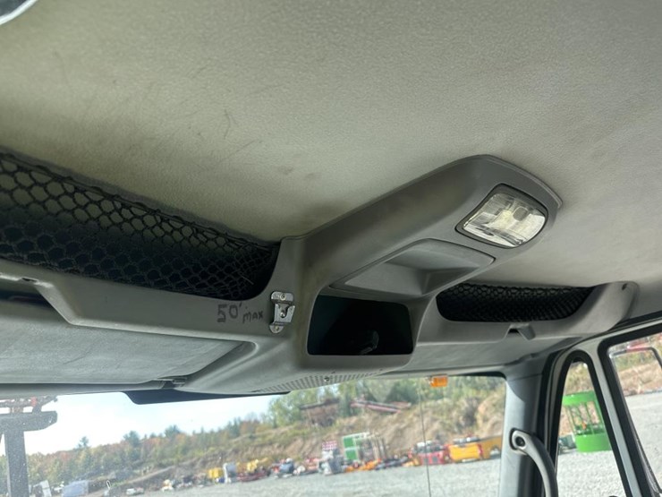2006-international-durastar-4300-image-47
