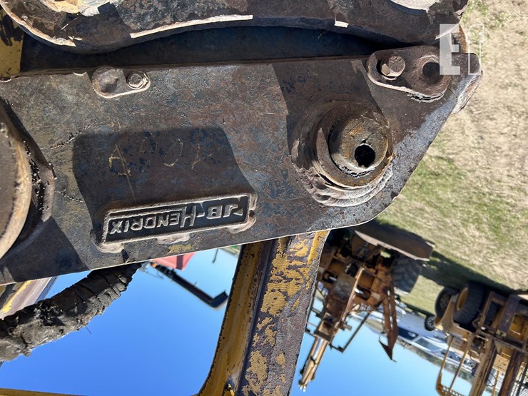 deere-200-lc-image-14