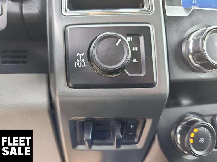 2021-ford-f350-image-11
