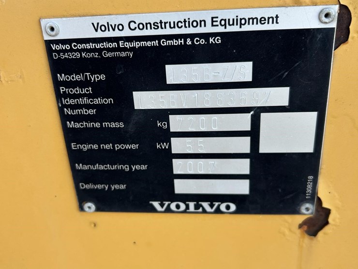 2009-volvo-l35b-image-17