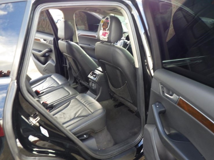 2011-audi-q5-image-8